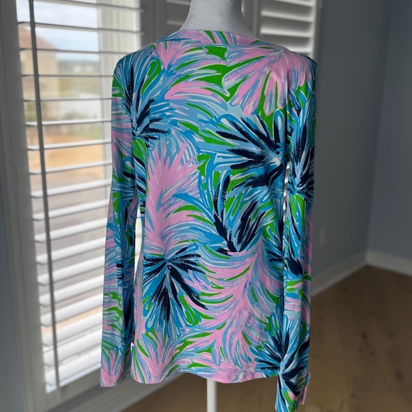 Lilly Pulitzer Boatneck Floral Top With Gold Button Accented Sleeves Size Large - Picture 5 of 7